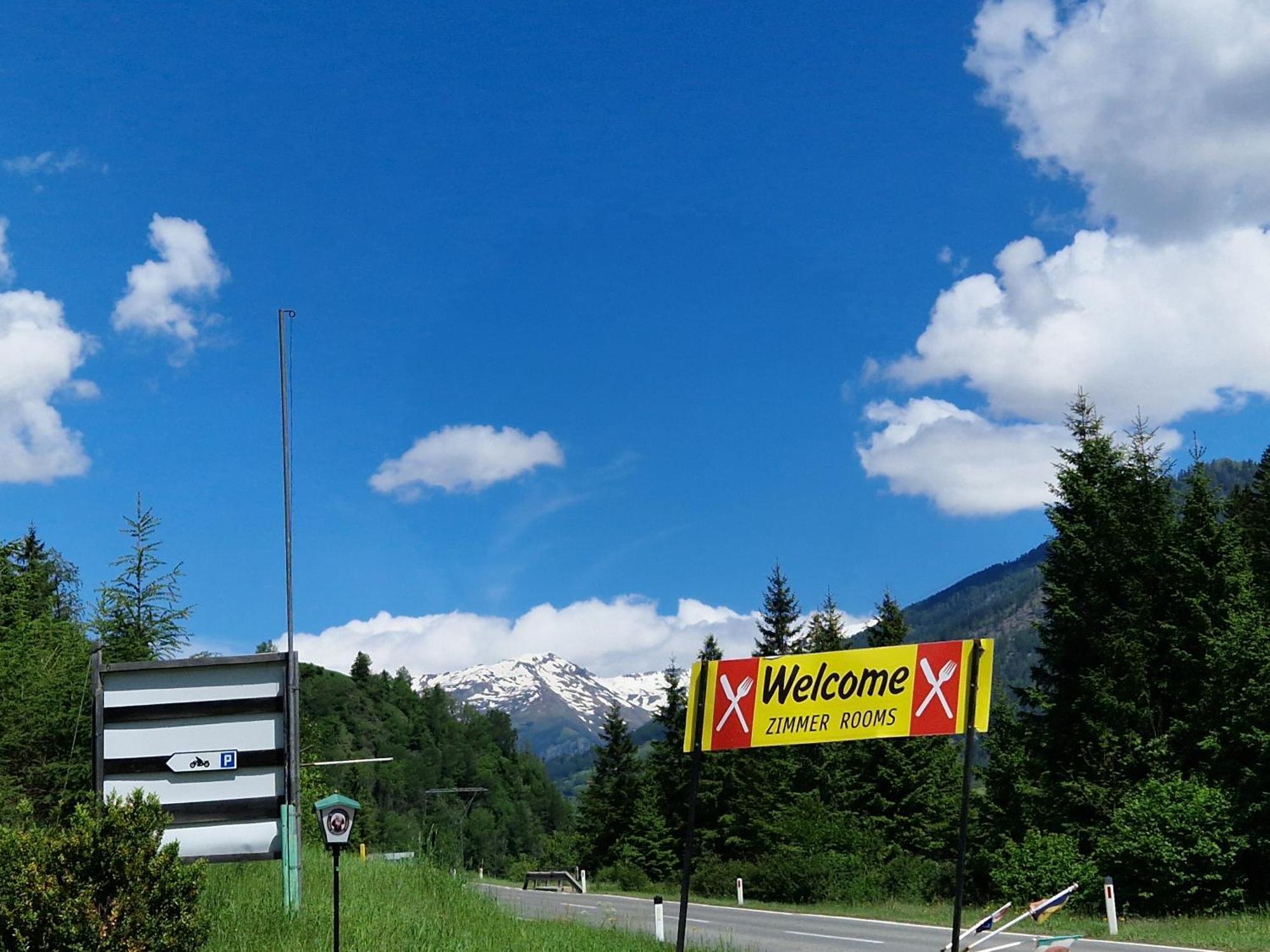 Tattoo Pension Mit Restaurant Und Tattoo-Studio Mortschach Exterior photo